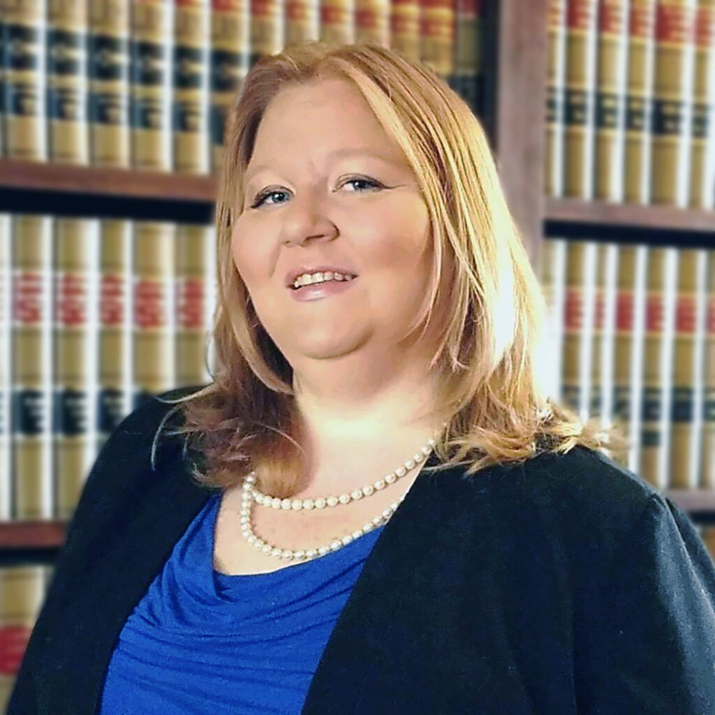 Krisanne Bentley, Asistente legal